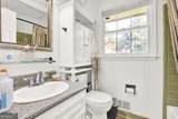2122 Colonial Oak Way - Photo 17