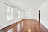 2122 Colonial Oak Way - Photo 3