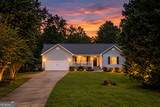 405 Jordan Lane - Photo 5