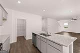 1612 Oakbrook Pond Place - Photo 11
