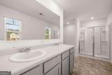 1612 Oakbrook Pond Place - Photo 18
