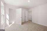 1612 Oakbrook Pond Place - Photo 43