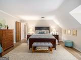 555 Breedlove Drive - Photo 10