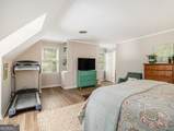 555 Breedlove Drive - Photo 9