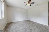 814 Kelly Drive - Photo 4