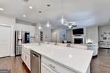 6310 Arlington Circle - Photo 13