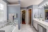 660 Glenbarrett Court - Photo 21