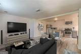 537 Winton Terrace - Photo 19