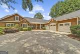 245 Lakeshore Circle - Photo 2