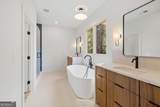1010 Boulevard - Photo 22