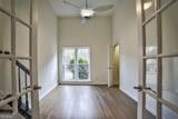 301 Oak Terrace - Photo 13