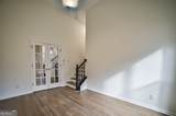 301 Oak Terrace - Photo 14