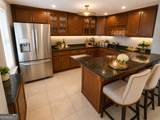 715 Lexington Avenue - Photo 51