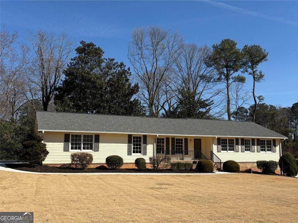 301 Valley Drive - Photo 1