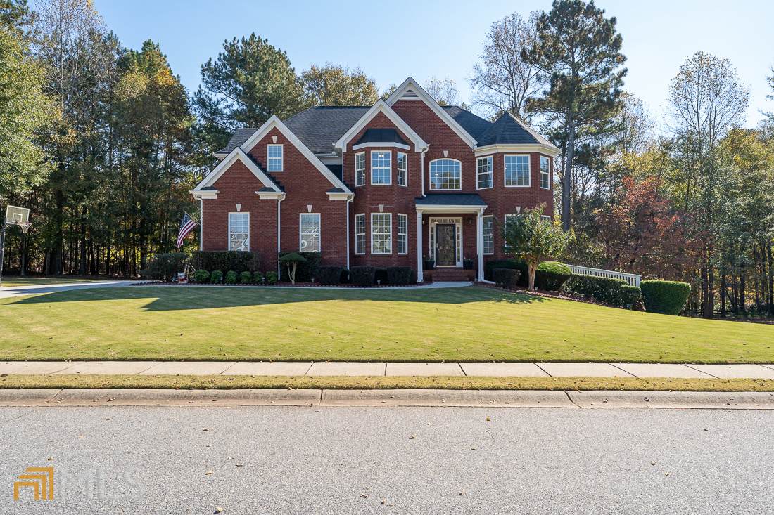 470 Melvin Drive - Photo 1