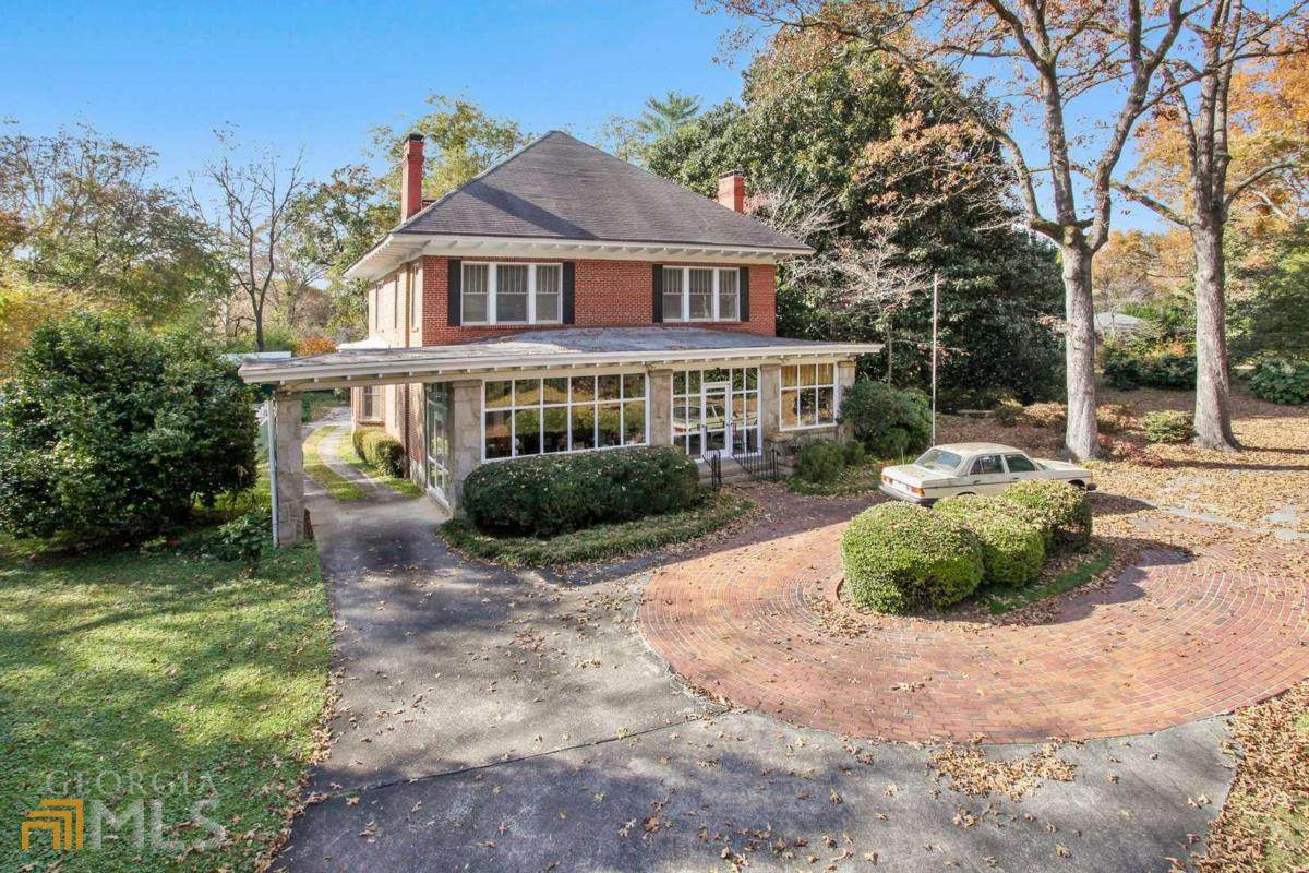 1546 Cooledge Road - Photo 1