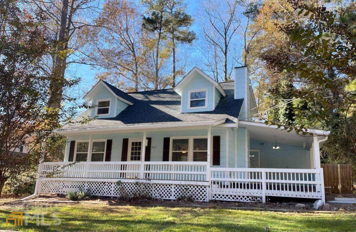 4377 Bradley Drive - Photo 1