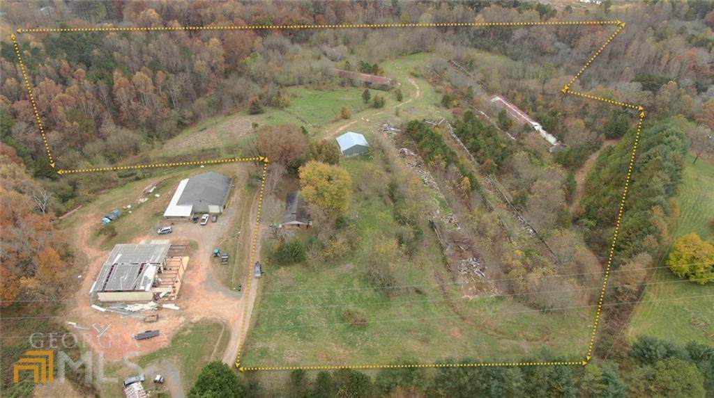 384 Roland Road - Photo 1