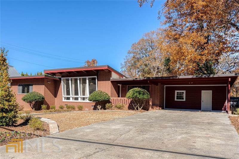 2141 Lower Roswell Rd - Photo 1