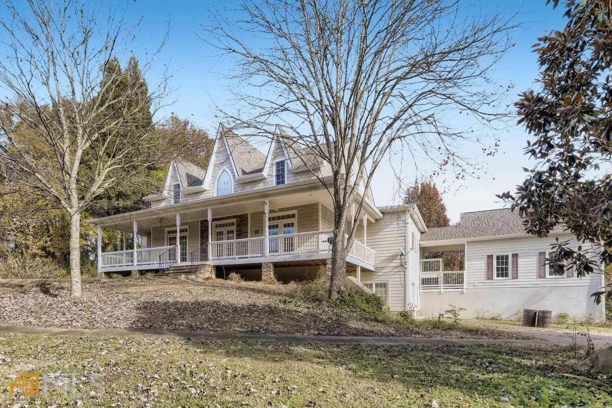 101 White Oaks Lane - Photo 1