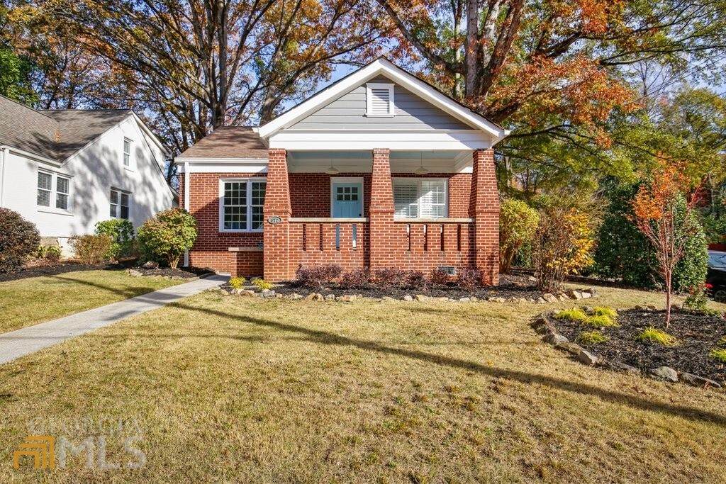 672 Gresham Avenue - Photo 1