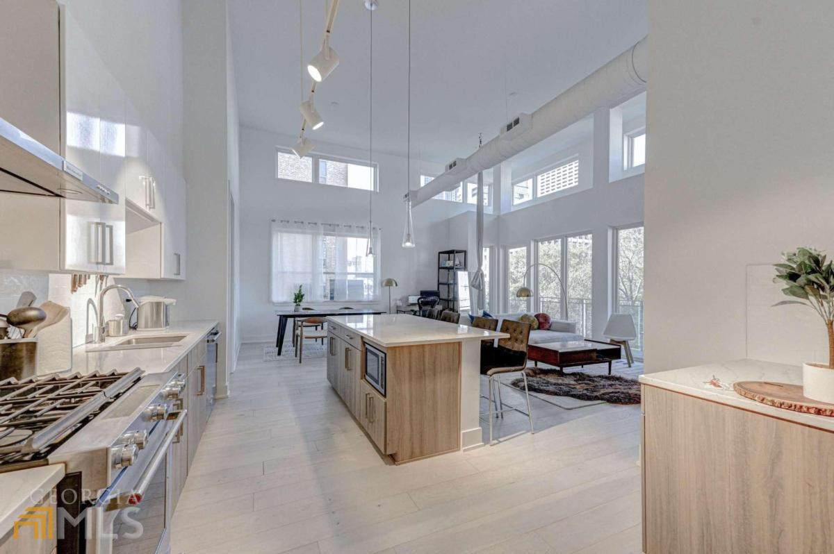 775 Juniper Street - Photo 1