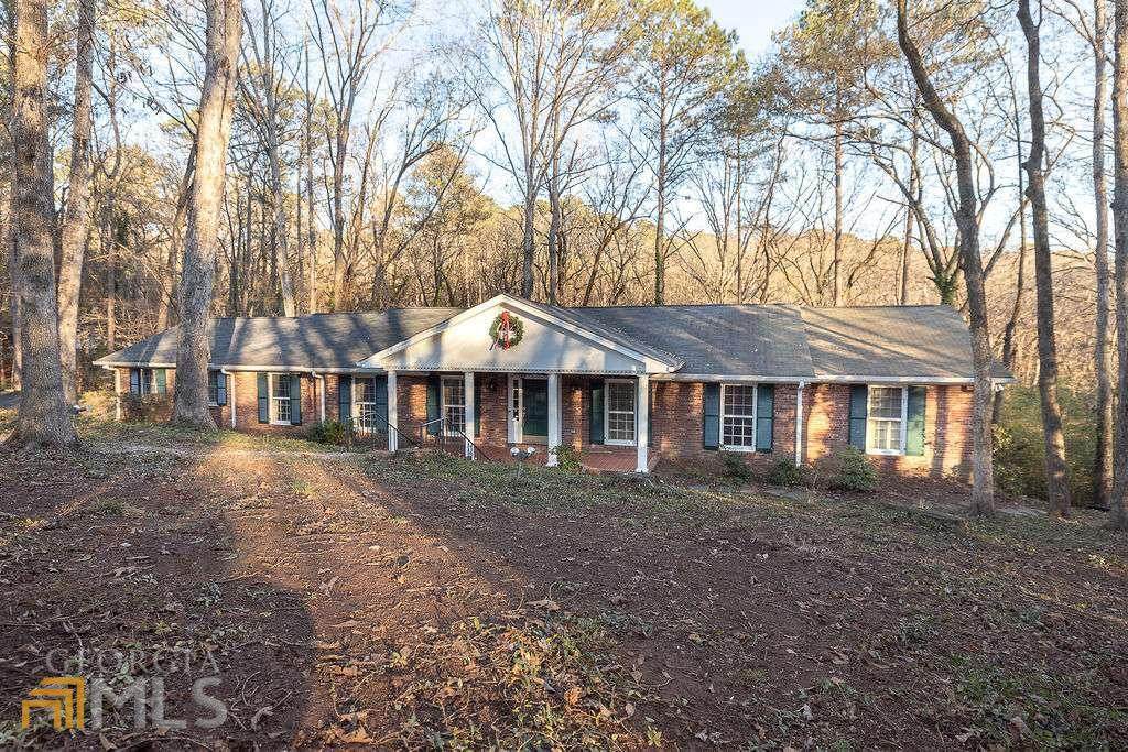 360 Glenwood Drive - Photo 1