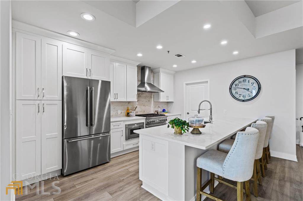 270 17th Street - Photo 1
