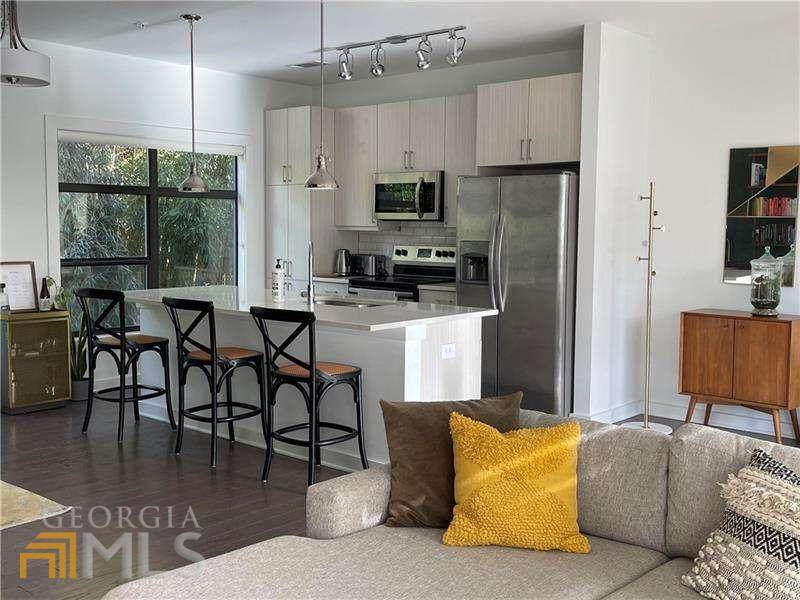 39 Moda Lane - Photo 1