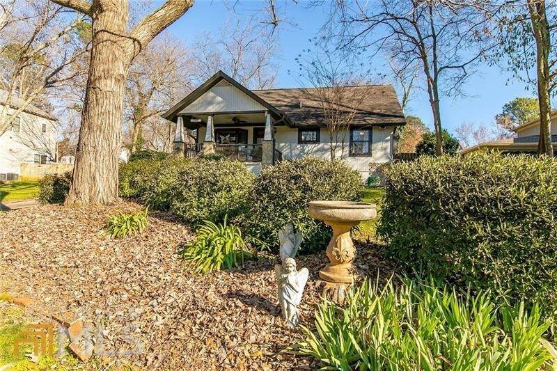 2126 Stockbridge Drive - Photo 1