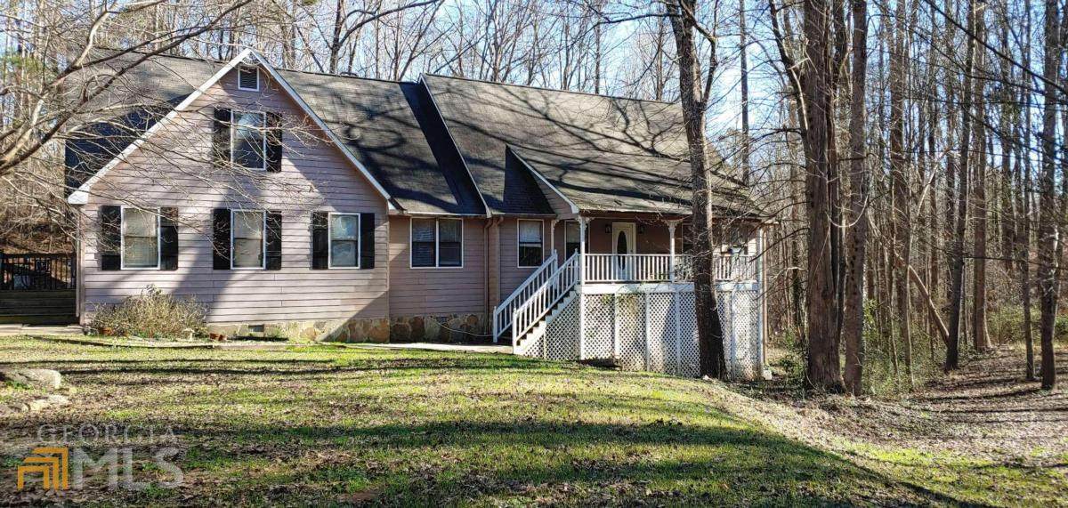 4635 Dawsonville Highway - Photo 1