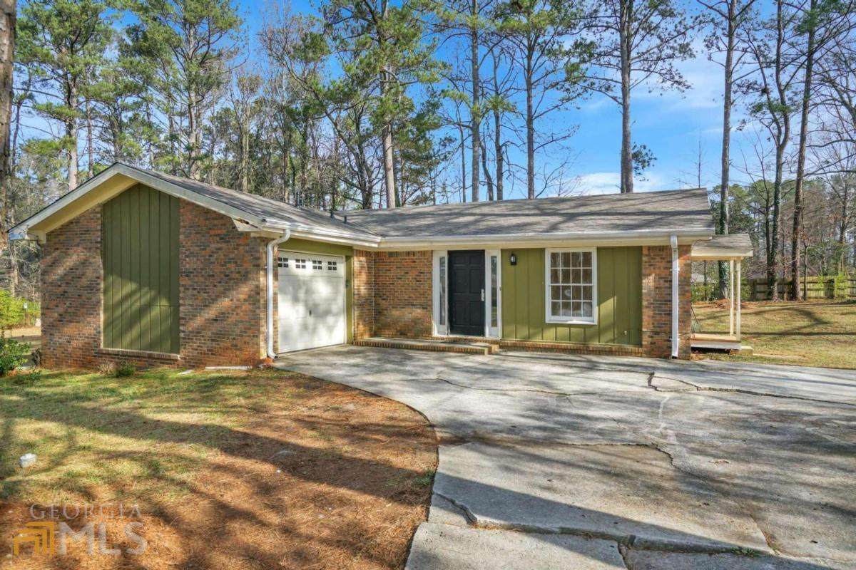 4263 Seminole Circle - Photo 1