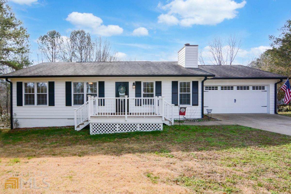 2402 War Hill Park Road - Photo 1