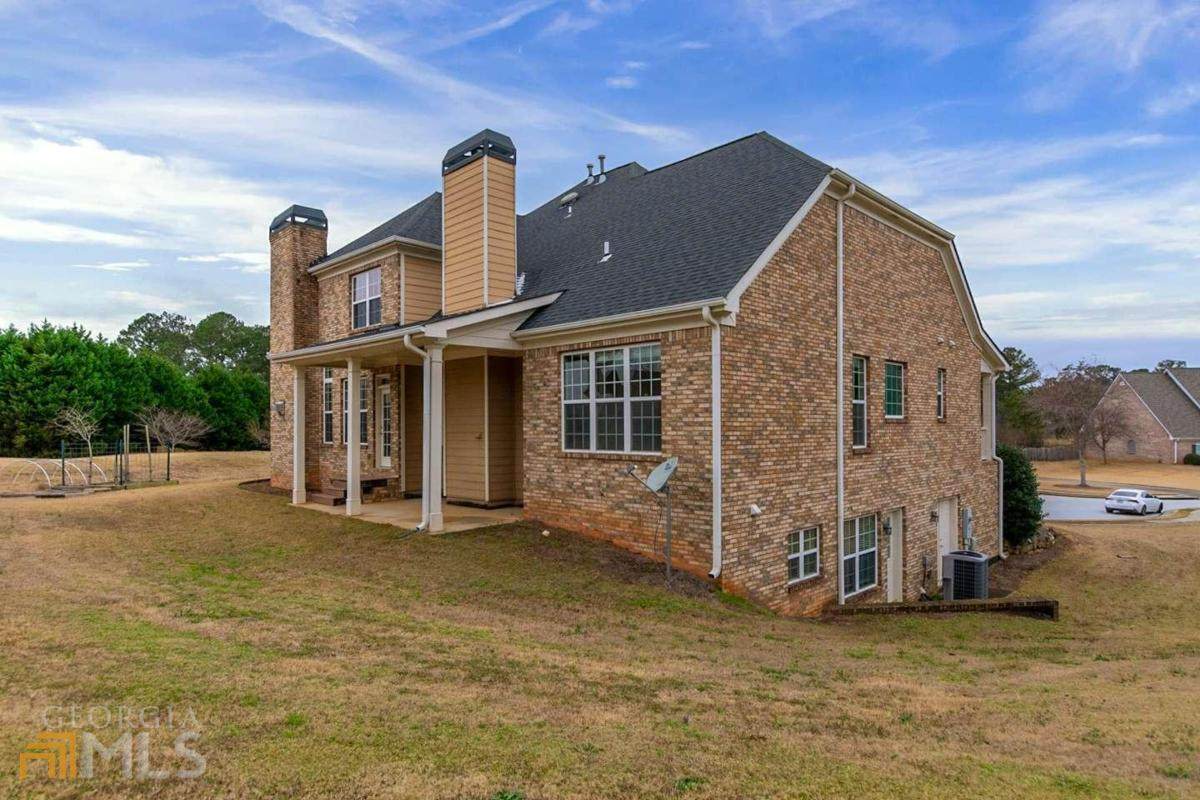 805 Cedar Stream Court - Photo 1