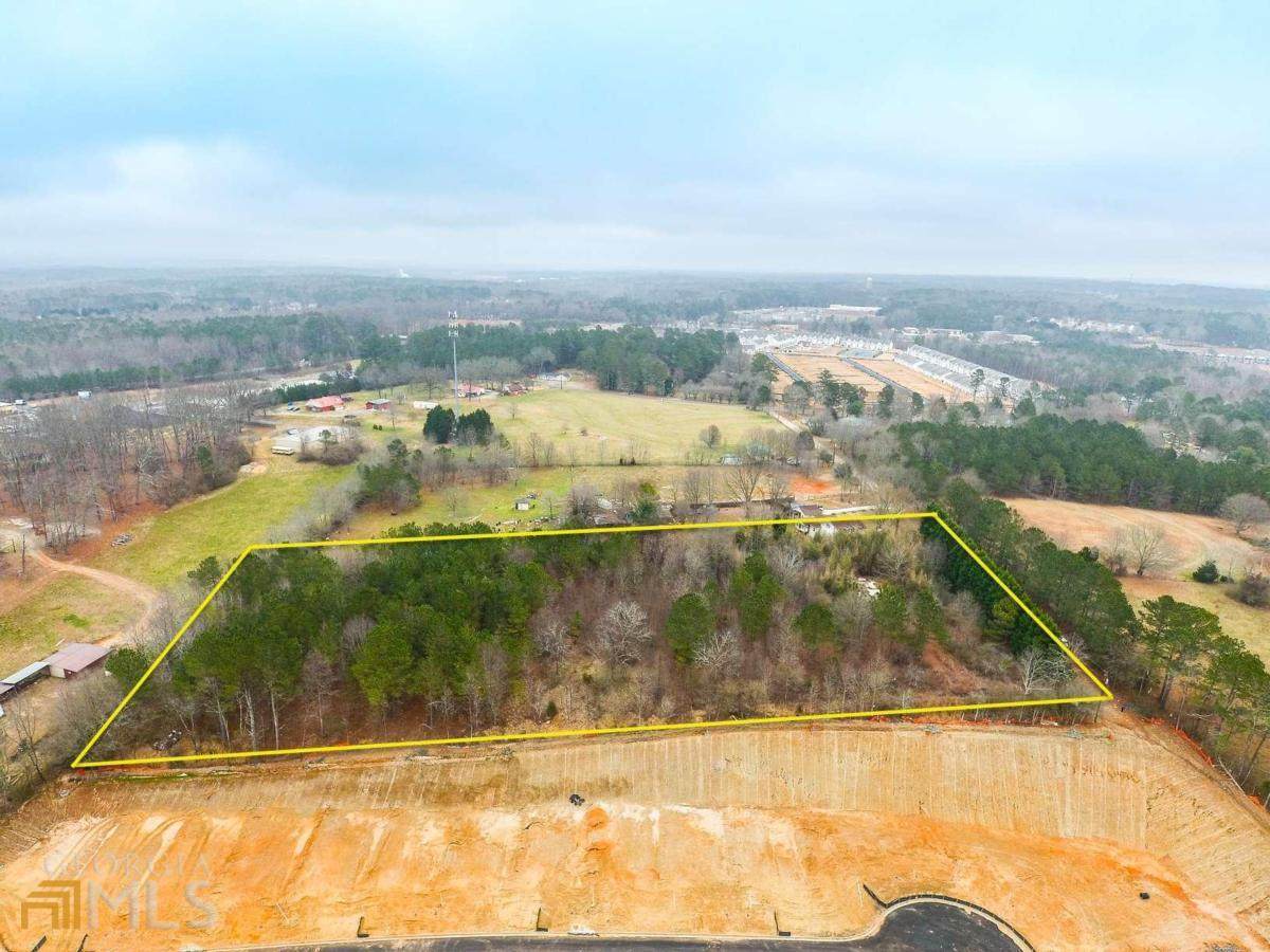 1689 Mccully Drive - Photo 1