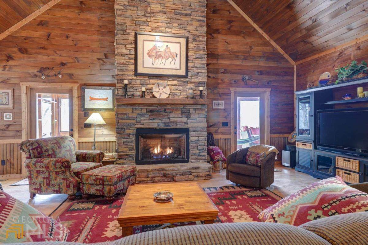 44 Walking Bear Lane - Photo 1