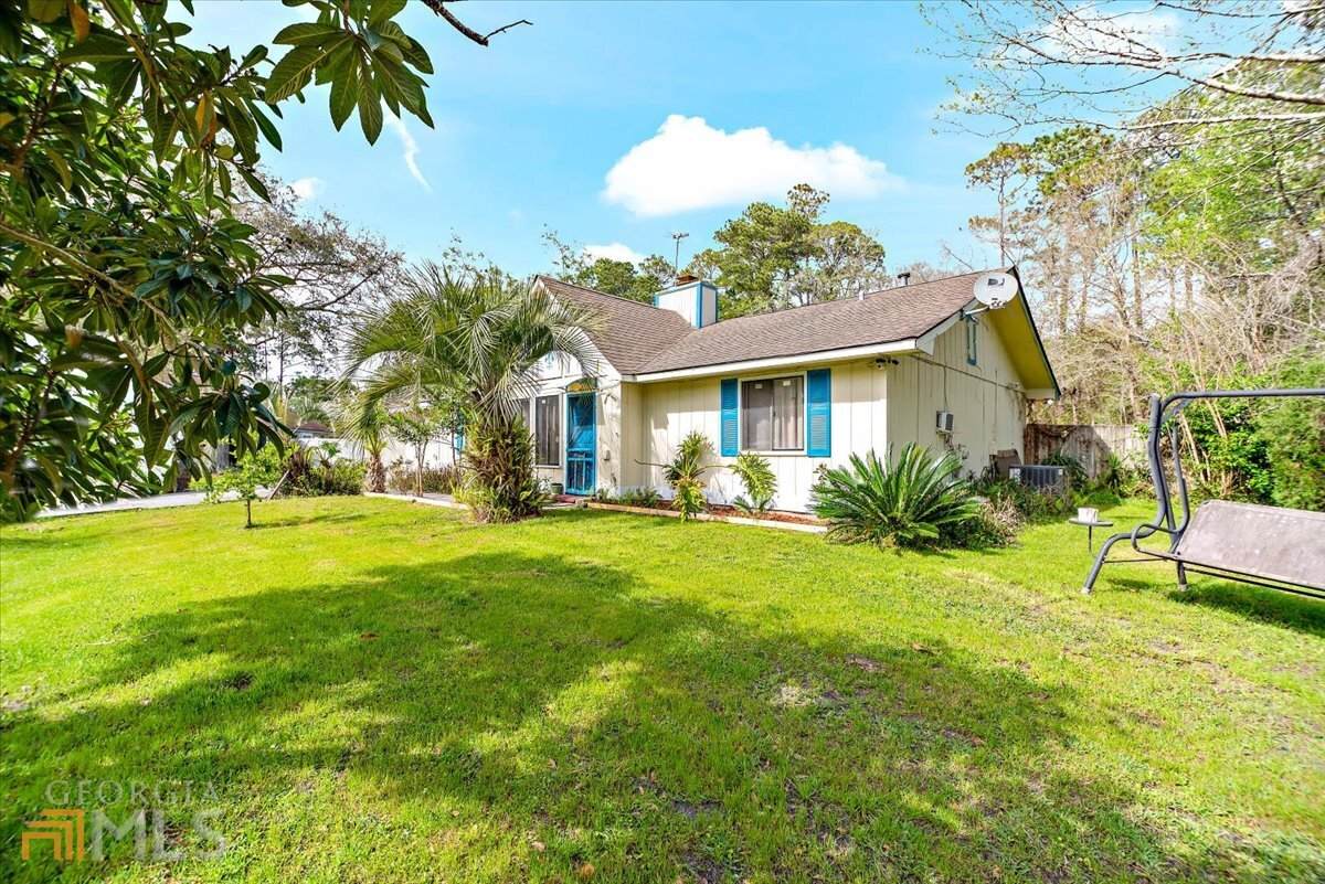 321 Deerfield Drive - Photo 1