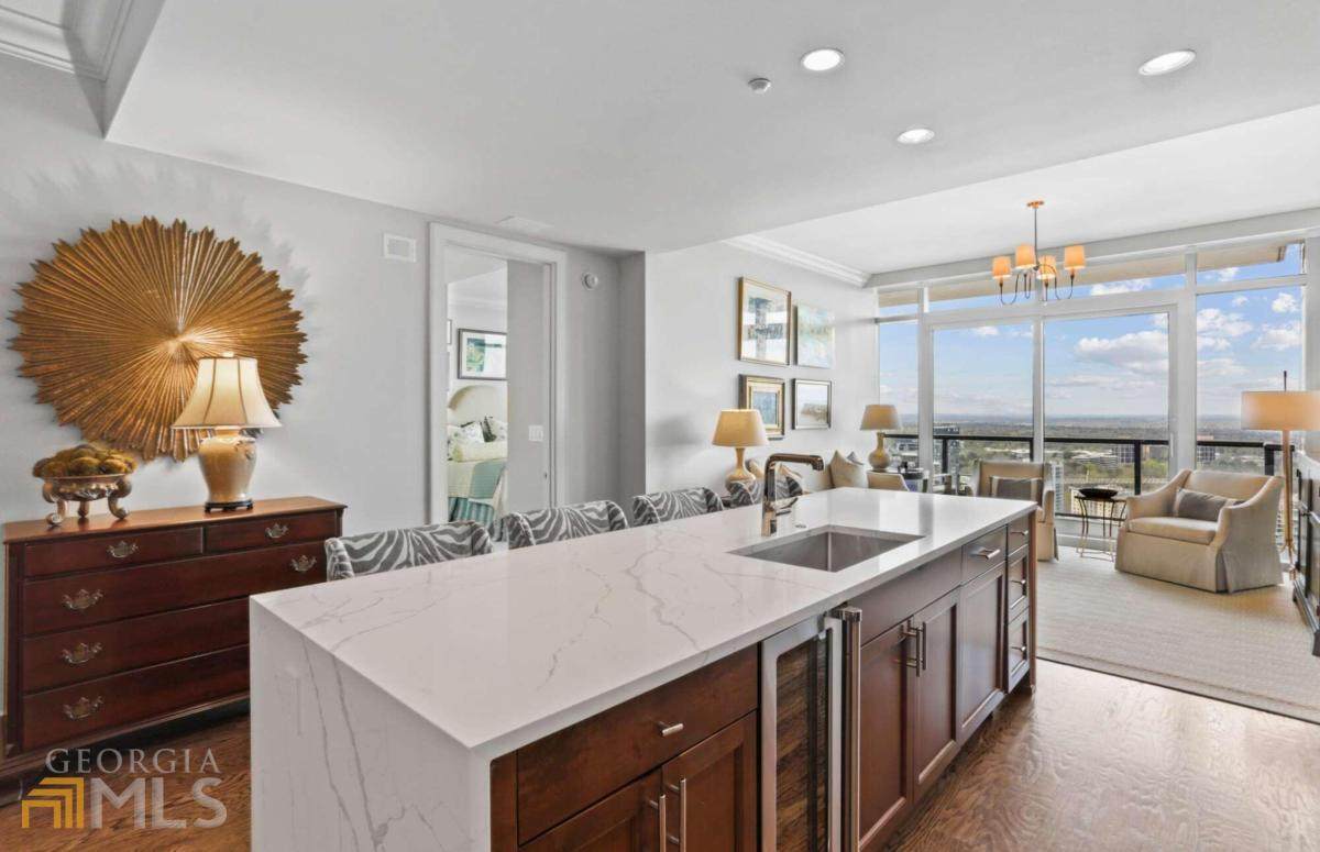 3630 Peachtree Road - Photo 1