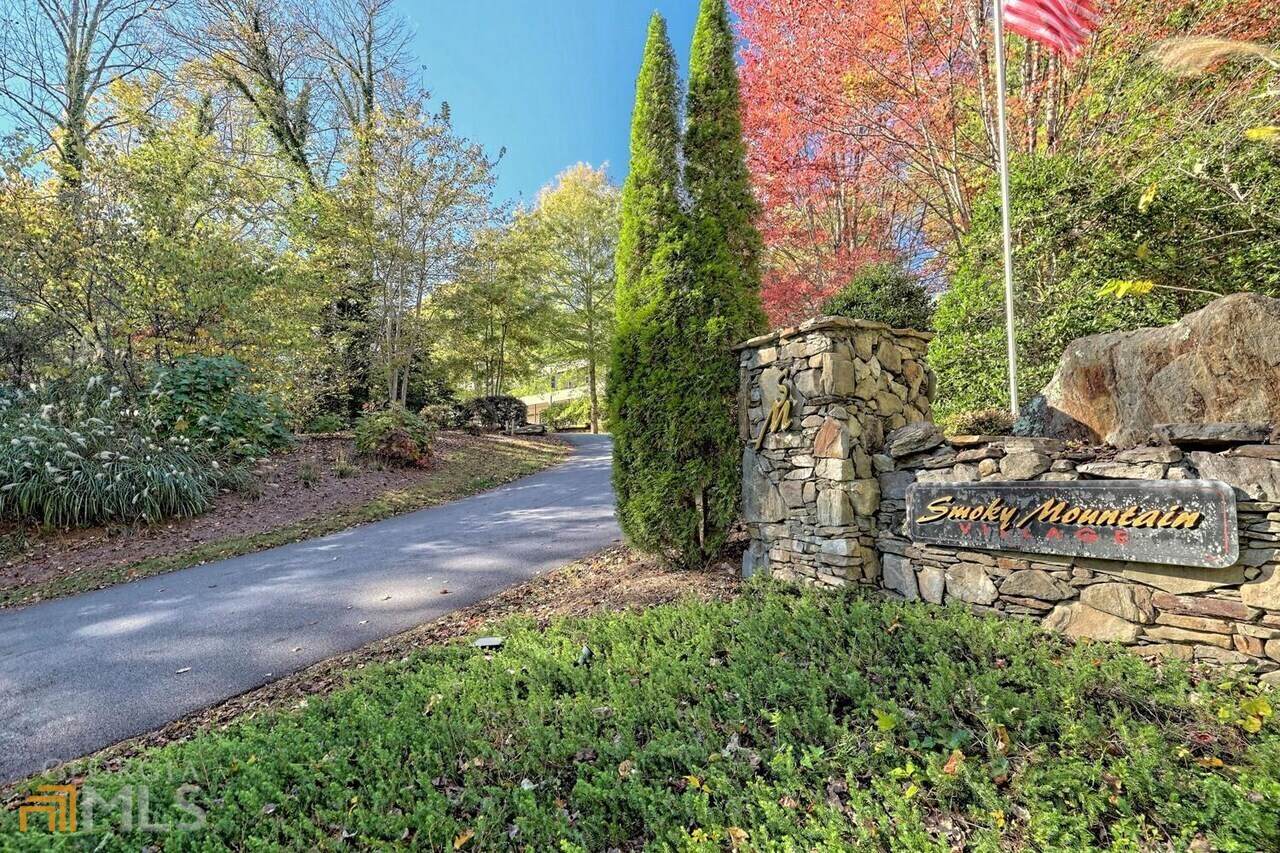 116 Smoky Mountain Lane - Photo 1