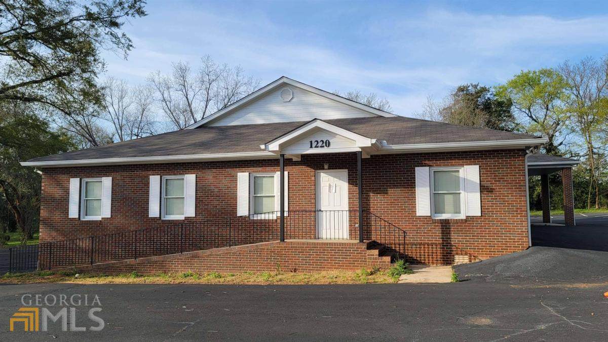 1220 Siloam Road - Photo 1