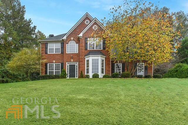 370 Sablewood Drive - Photo 1