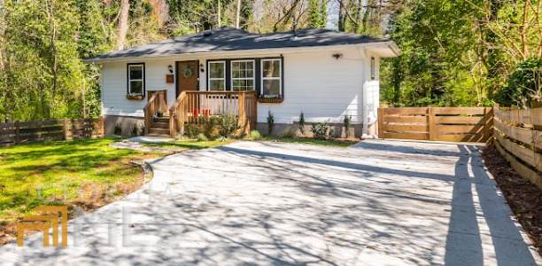 215 Holly Road - Photo 1