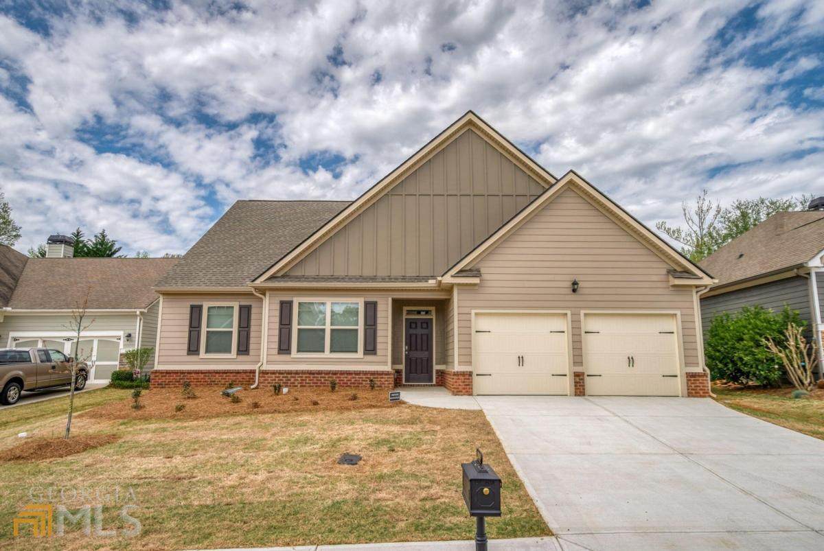 1090 Creekwood Cr. - Photo 1