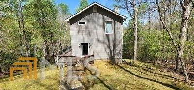 527 Gateway Drive - Photo 1