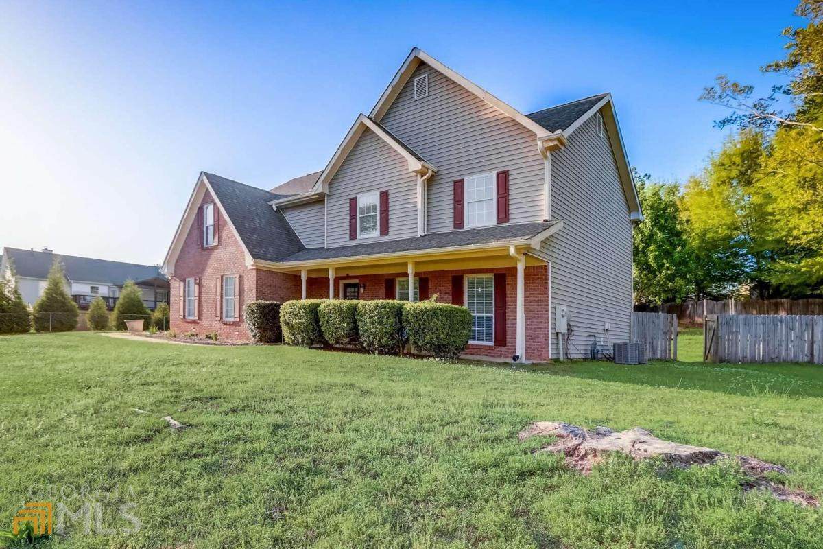 1570 Rose Pointe Drive - Photo 1