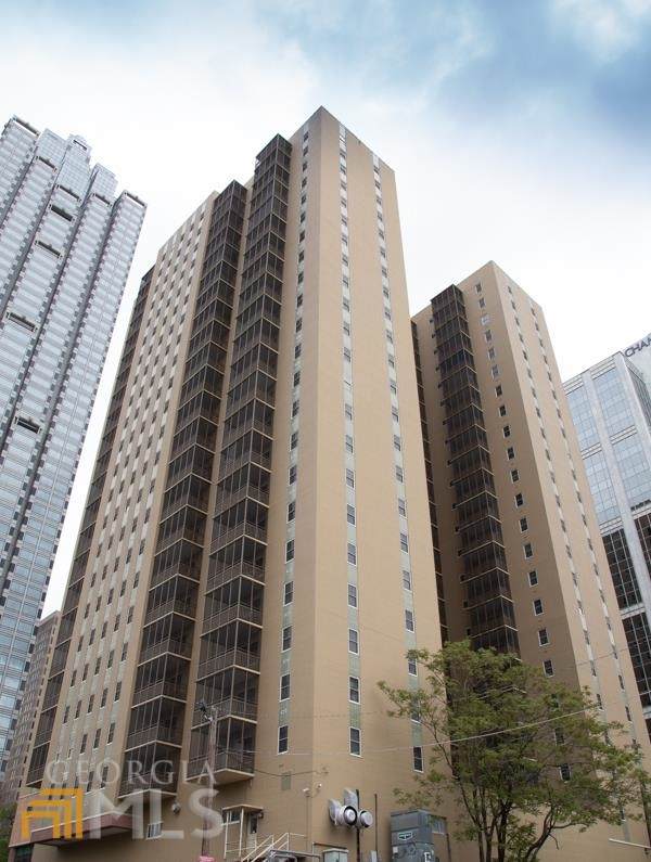 300 Peachtree Street - Photo 1