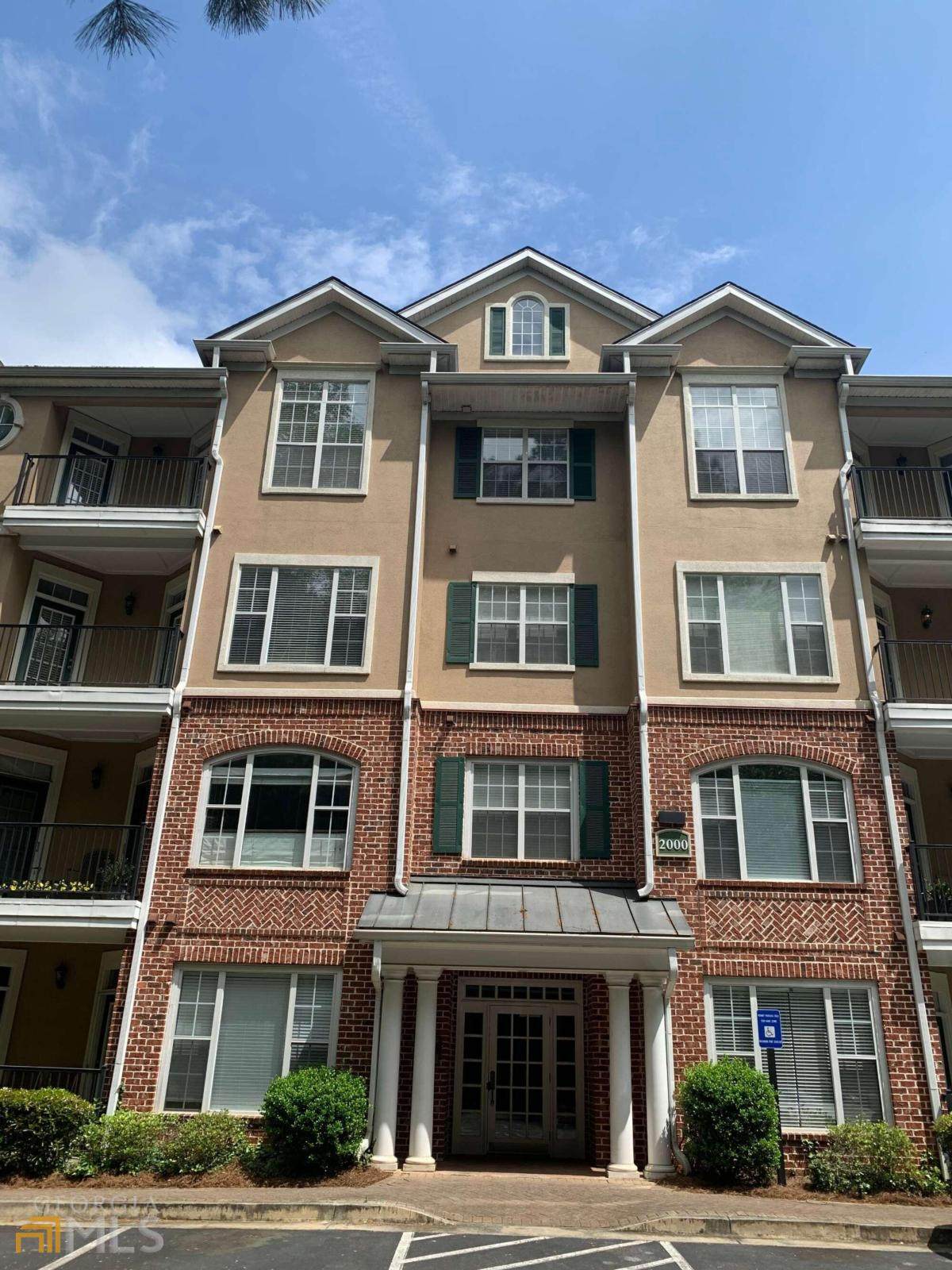 2405 Stratford Commons - Photo 1