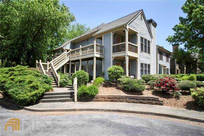 911 Hollyfax Circle - Photo 1
