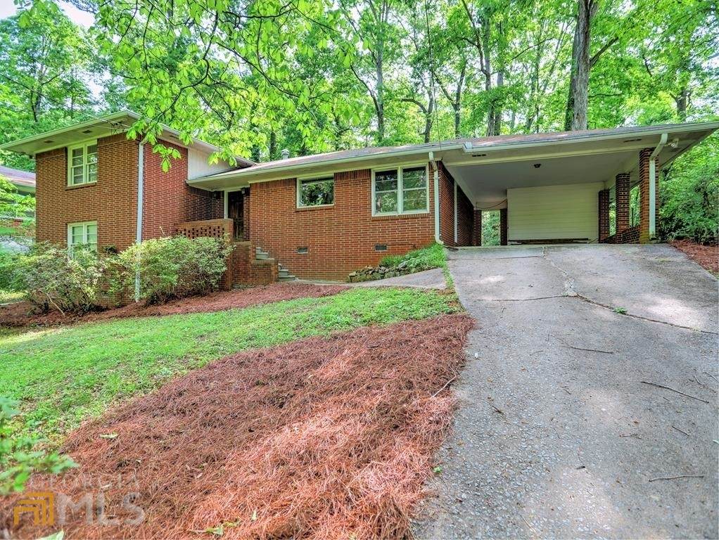 1099 Blackshear Drive - Photo 1