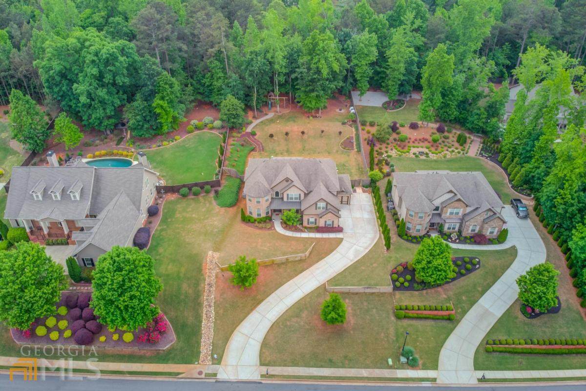 2186 Abbott Drive - Photo 1